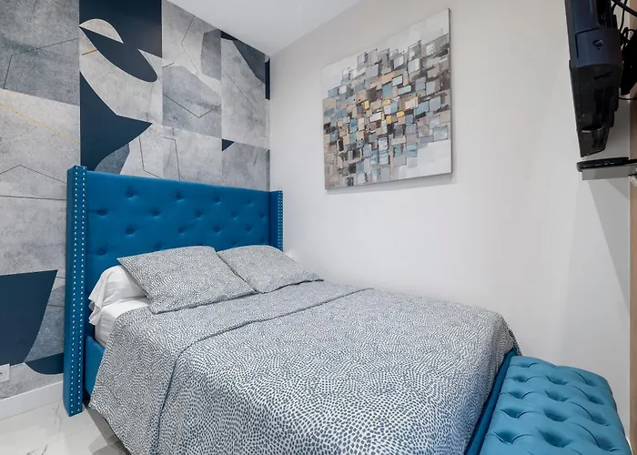 Nice Renting - 5France - Luxe Suite & Comfort Seafront Massena